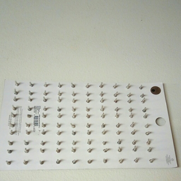 50 pairs of earings different colours - Picture 2 of 3